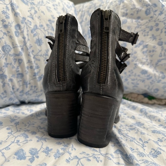 FREEBIRD Black Randi - Picture 11 of 14